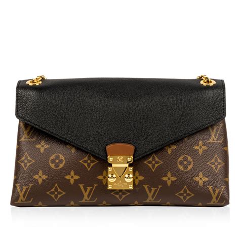 louis vuitton chain bag small|louis vuitton chain shoulder bag.